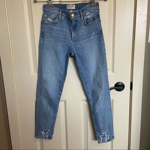 Agolde Sophie Crop High-Rise Jean with rip details